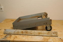 Ryobi BT3000/BT3100
Stand - dirty and slightly rusted
$5