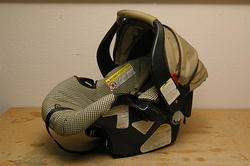 Graco Infant Carrier
Sold with Double stroller